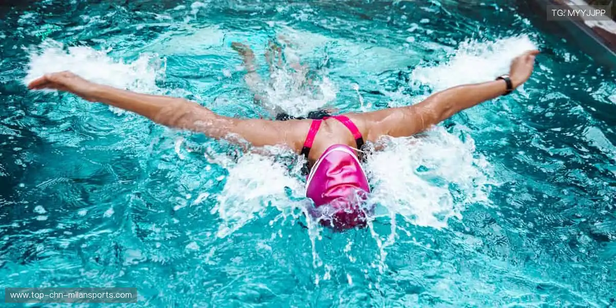 独家视角解读赛事，深度剖析战术精髓🎙️